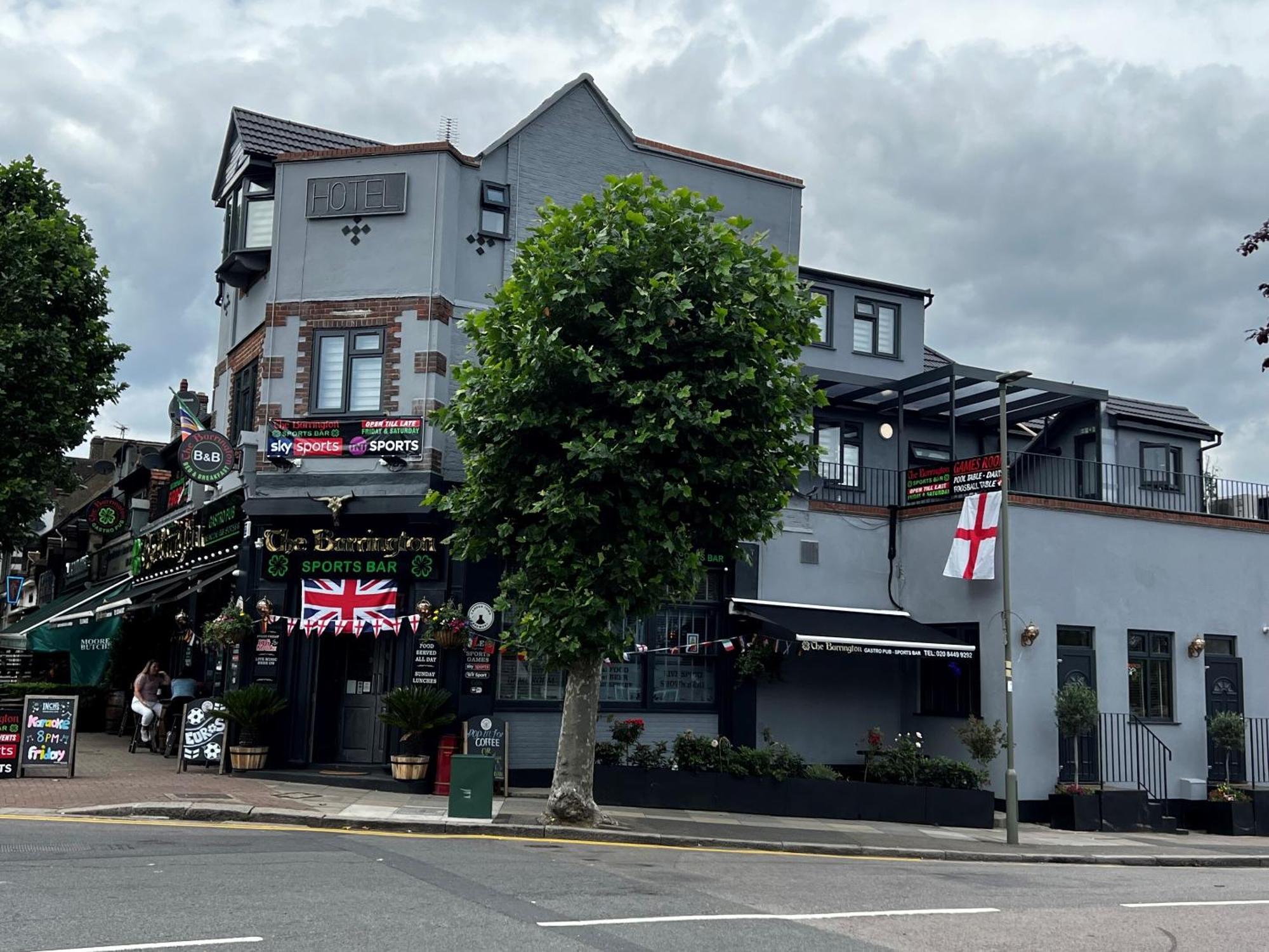 The Barrington Hotel New Barnet Exterior photo